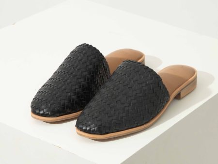 Cloud Mule Woven Black on Sale